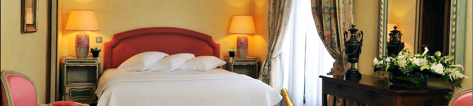 Bedroom Suite Hotel de Vigny Paris