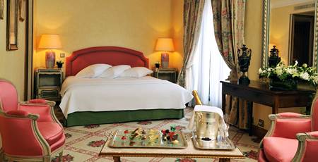 Bedroom Suite Hotel de Vigny Paris