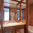 Bathroom Suites Hotel de Vigny Champs Elysees